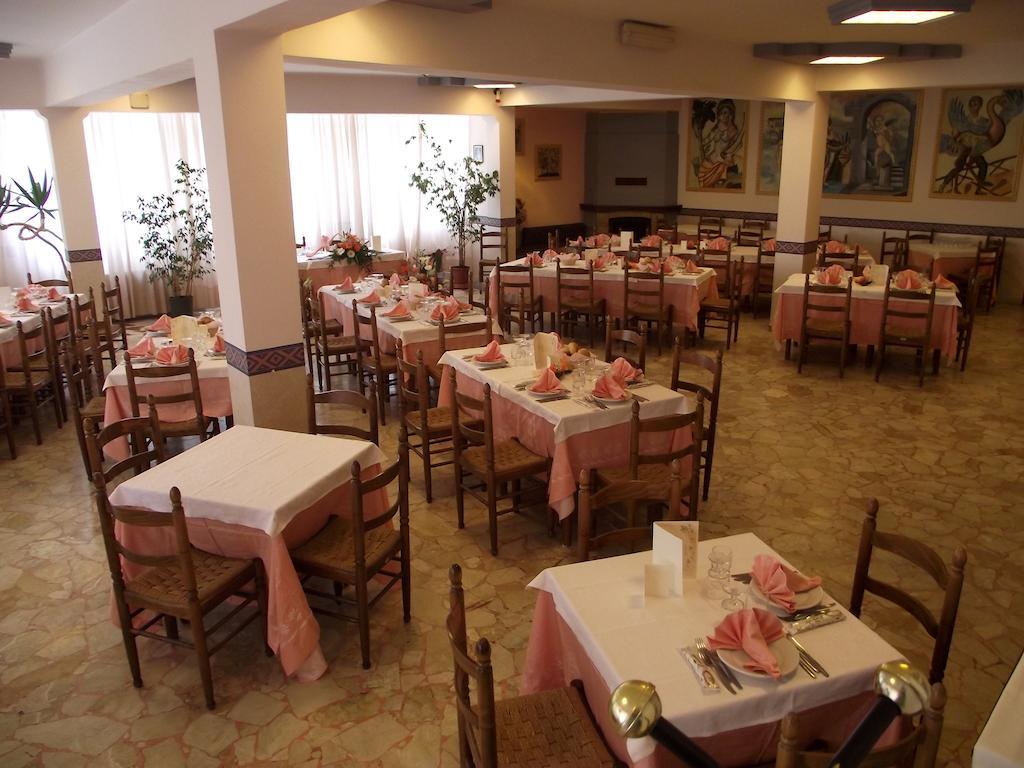 Hotel Ristorante Mosaici Piazza Armerina Dış mekan fotoğraf