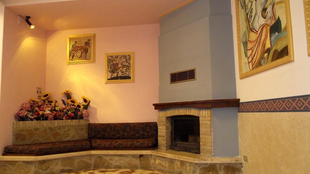 Hotel Ristorante Mosaici Piazza Armerina Dış mekan fotoğraf