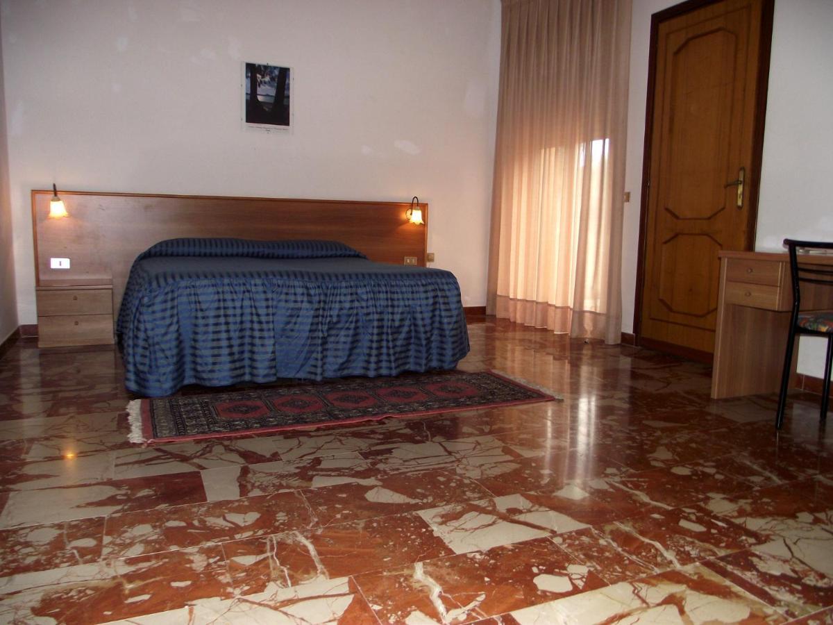 Hotel Ristorante Mosaici Piazza Armerina Oda fotoğraf